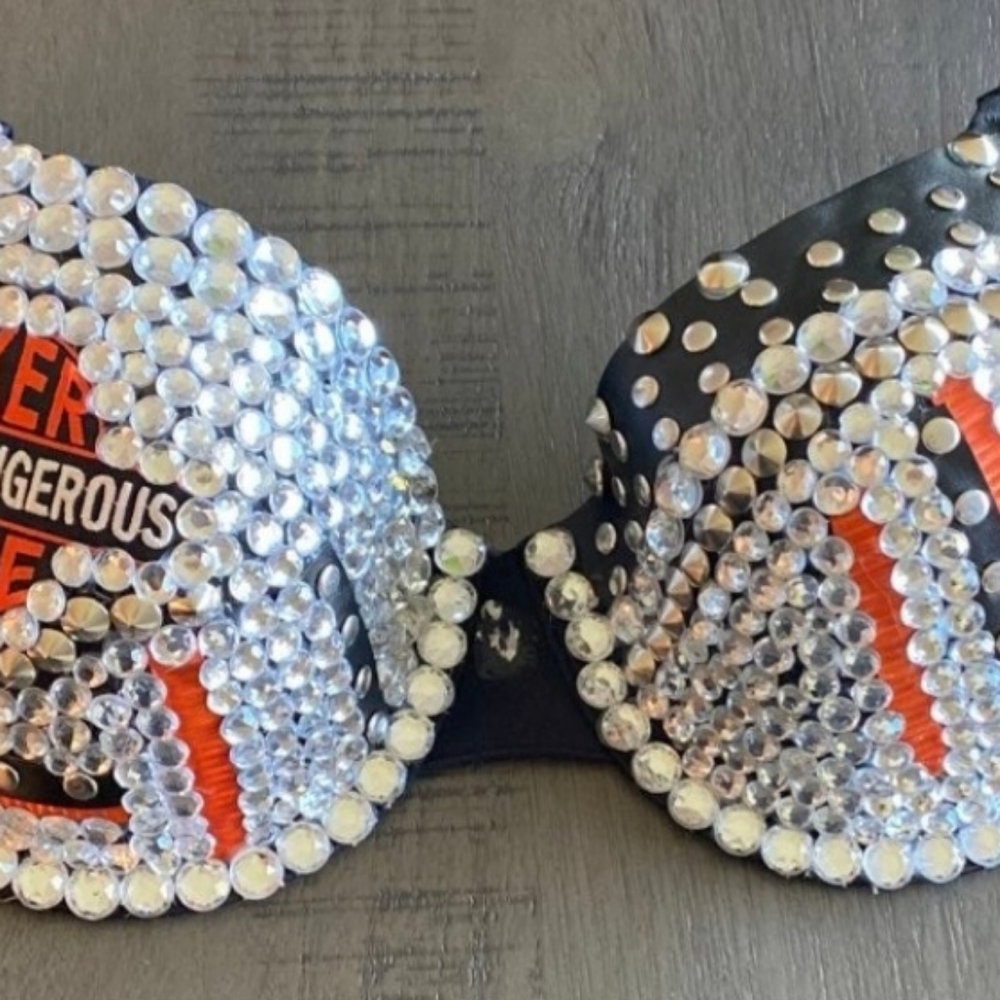 Biker Babe bra Super Sexy🥰😍